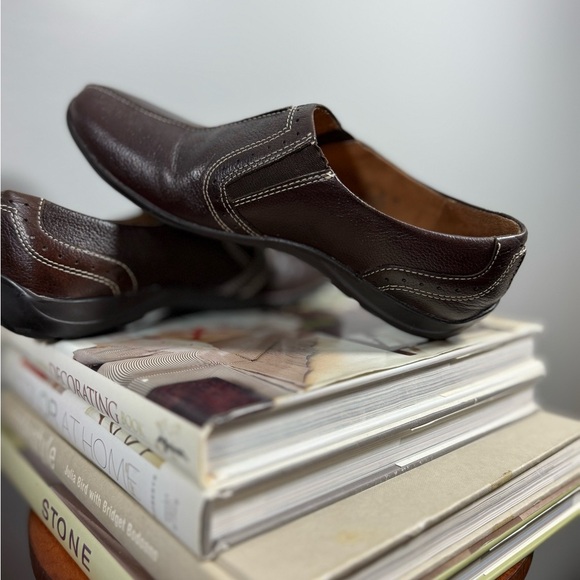 Women’s Natural Soul Size 7 1/2 Brown Leather Slip-On Shoes - Picture 7 of 15